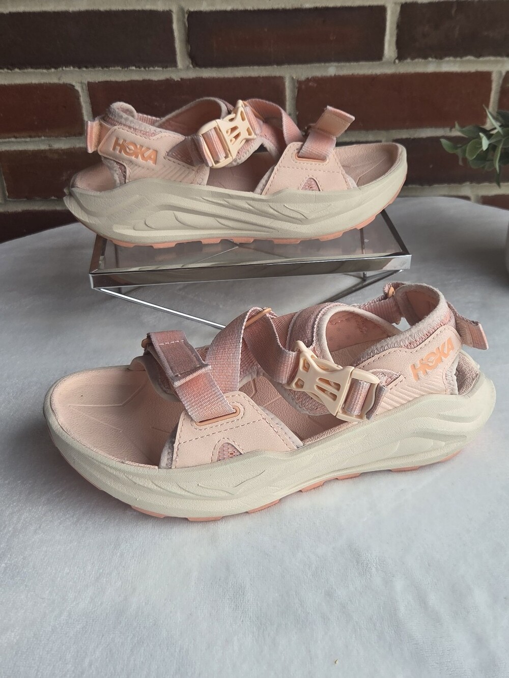 🌸 HOKA Infini Hike TC Peach Pink Sandals Women’s 7.5 🌸